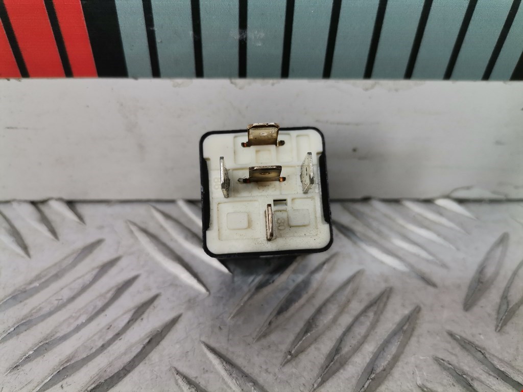 Реле CHRYSLER PT Cruser 2000-2010