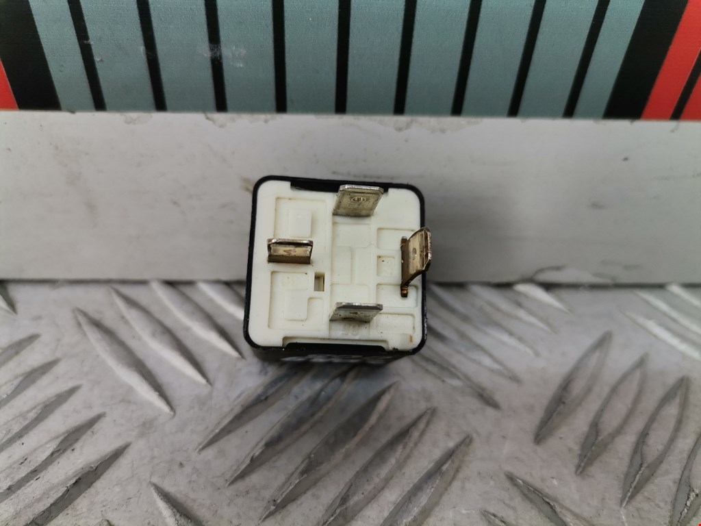 Реле CHRYSLER PT Cruser 2000-2010