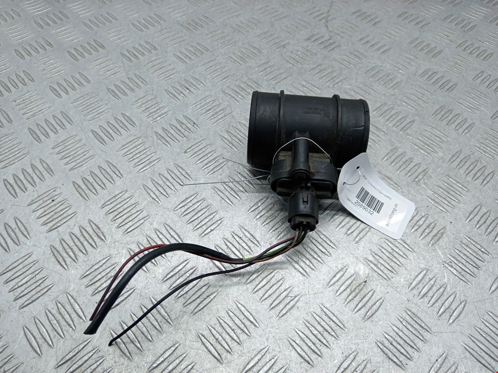 Расходомер воздуха (ДМРВ) Opel Corsa B (1993-2000)