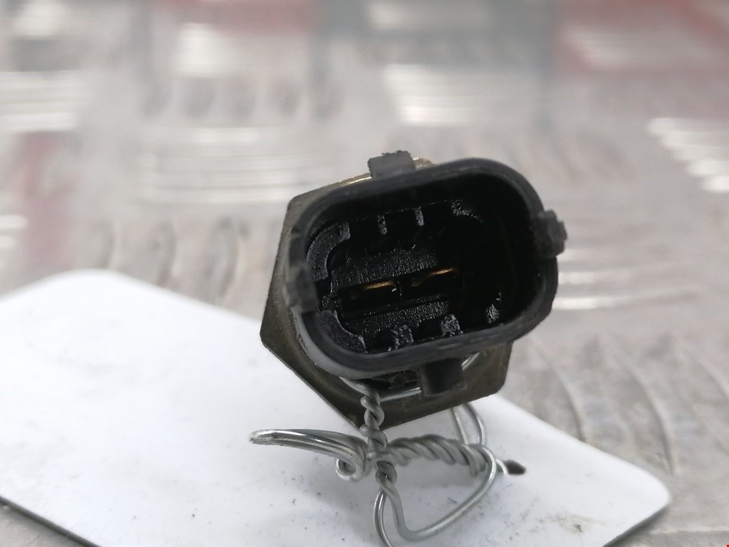 Датчик температуры (охлаждающей жидкости) OPEL Astra H/Family 2004-2015