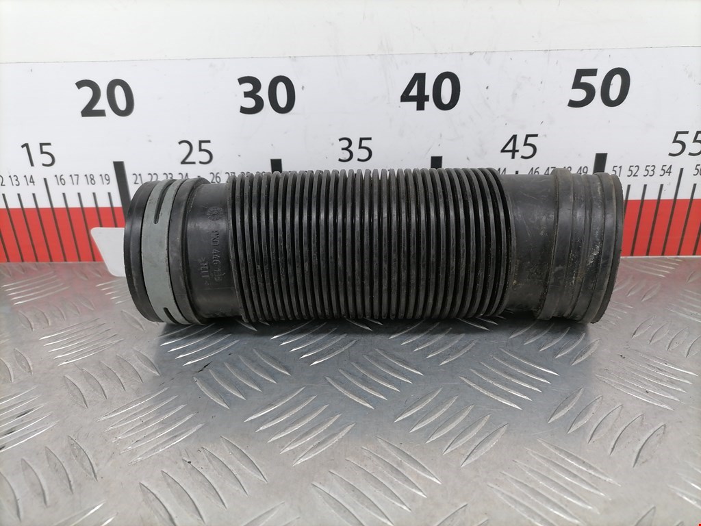 Патрубок воздушного фильтра VOLKSWAGEN Bora 1998-2005