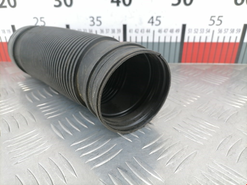 Патрубок воздушного фильтра VOLKSWAGEN Bora 1998-2005