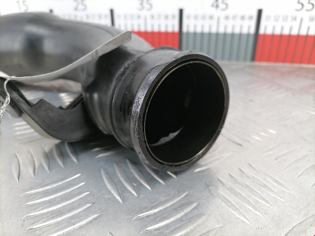 Патрубок воздушного фильтра MITSUBISHI Outlander XL 2006-2012