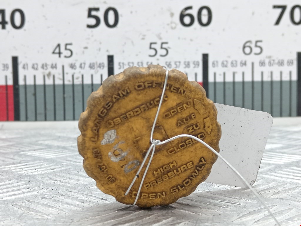 Крышка расширительного бачка Opel Omega B (1994-2004)