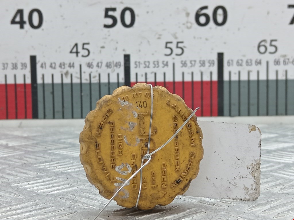 Крышка расширительного бачка Opel Omega B (1994-2004)