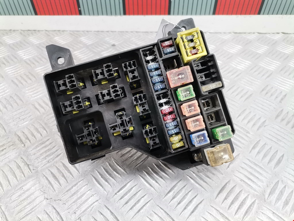 Датчик уровня в бачок омывателя VOLVO V40 I 1995-2004