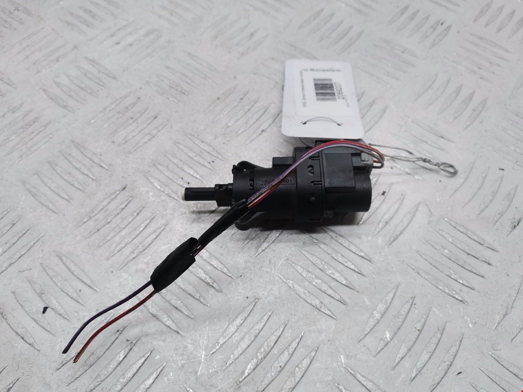 Датчик положения педали тормоза (Выключатель стоп-сигналов) Volvo V70 3 (2007-2016)