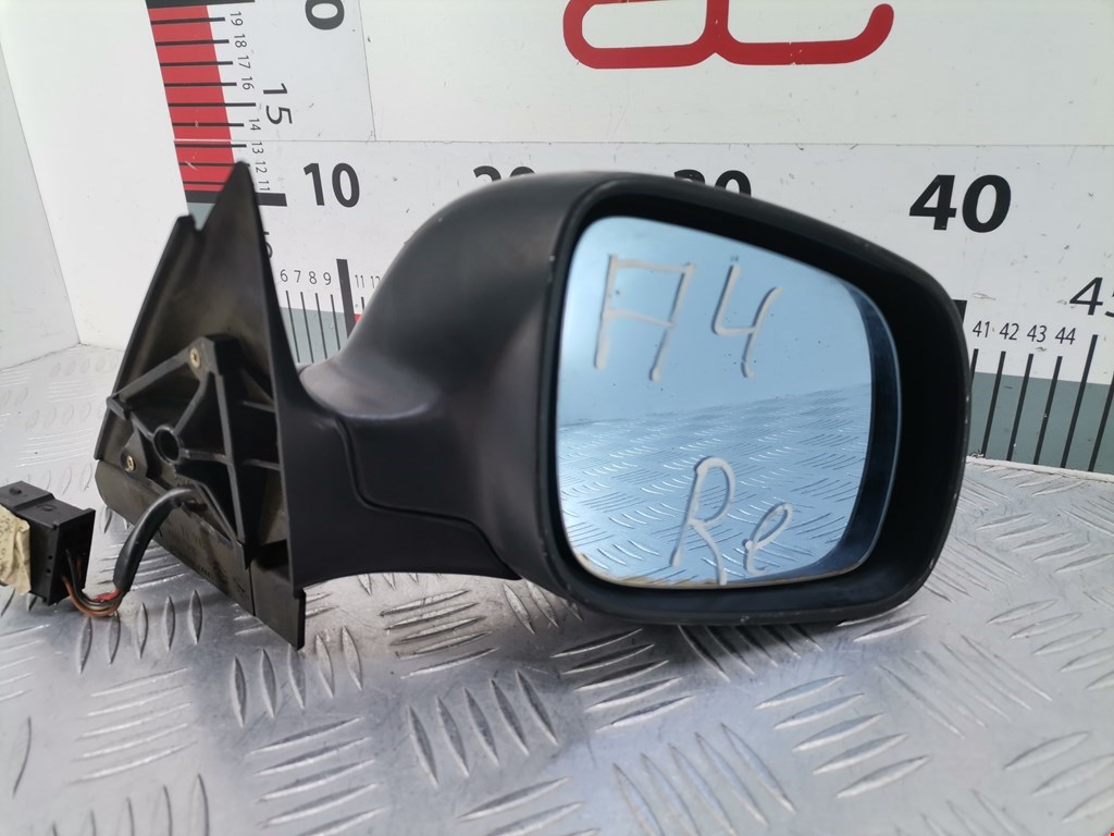 Зеркало правое AUDI A4 B5 1995-2001