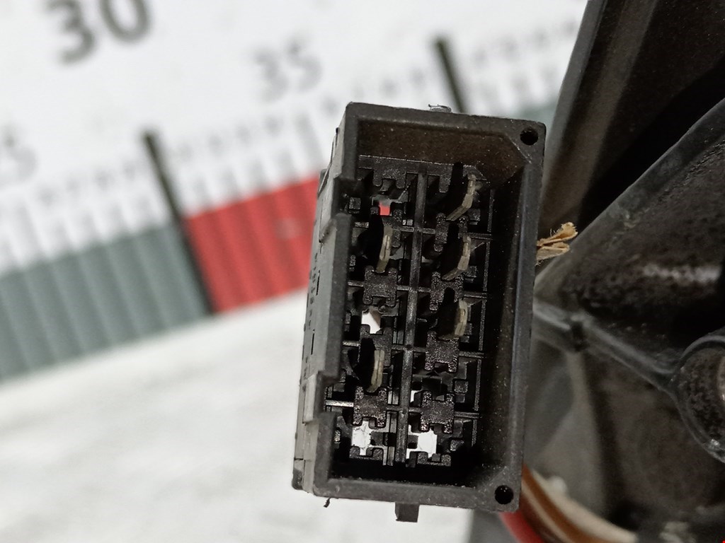 Зеркало правое AUDI A4 B5 1995-2001