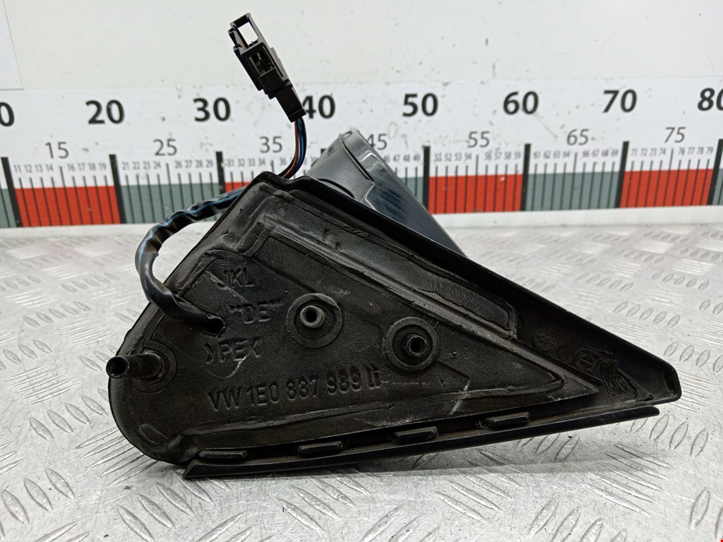 Зеркало левое VOLKSWAGEN Golf III 1991-1997