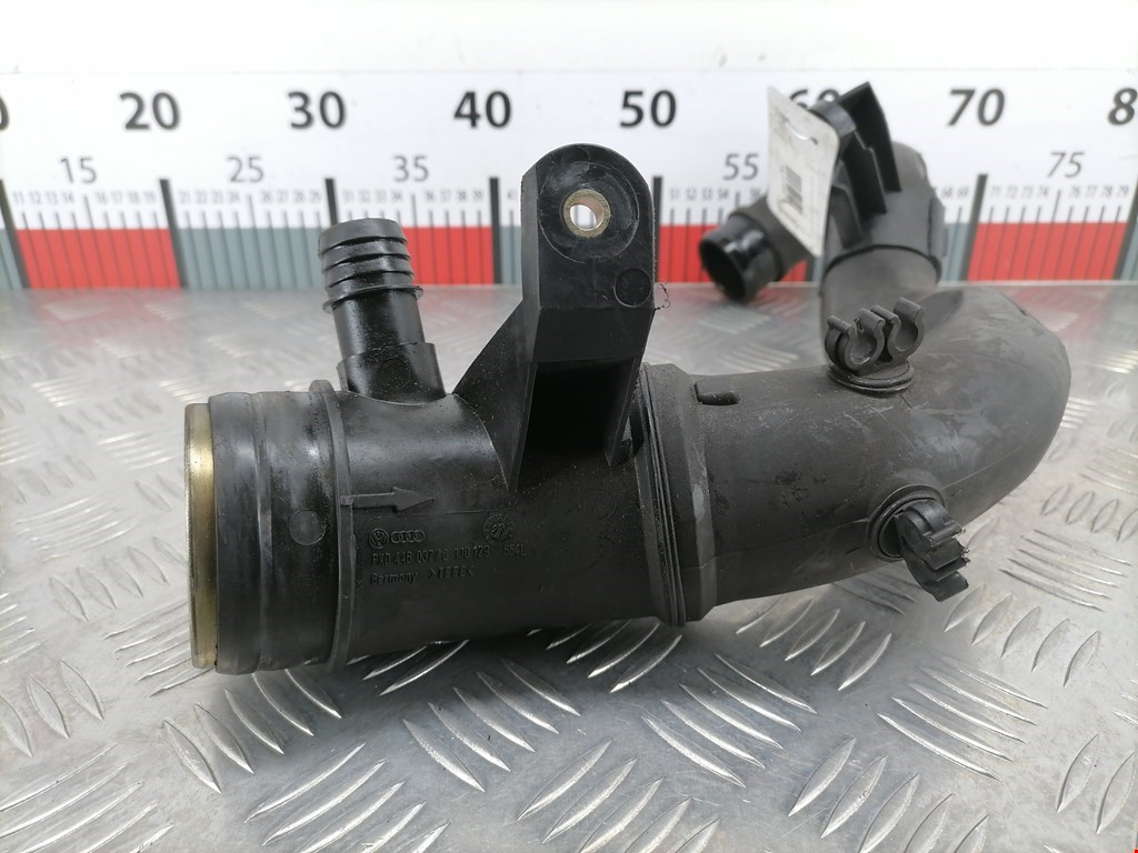 Патрубок воздушного фильтра AUDI A3 8L 1996-2003