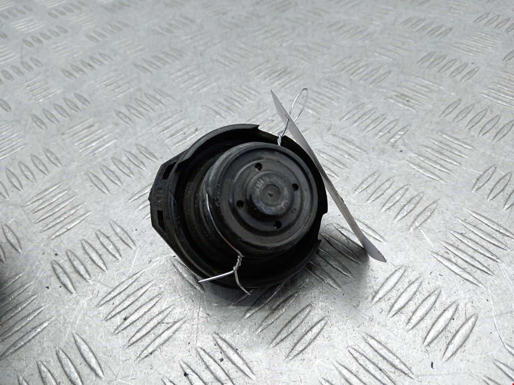 Крышка топливного бака VOLKSWAGEN Golf V 2003-2009