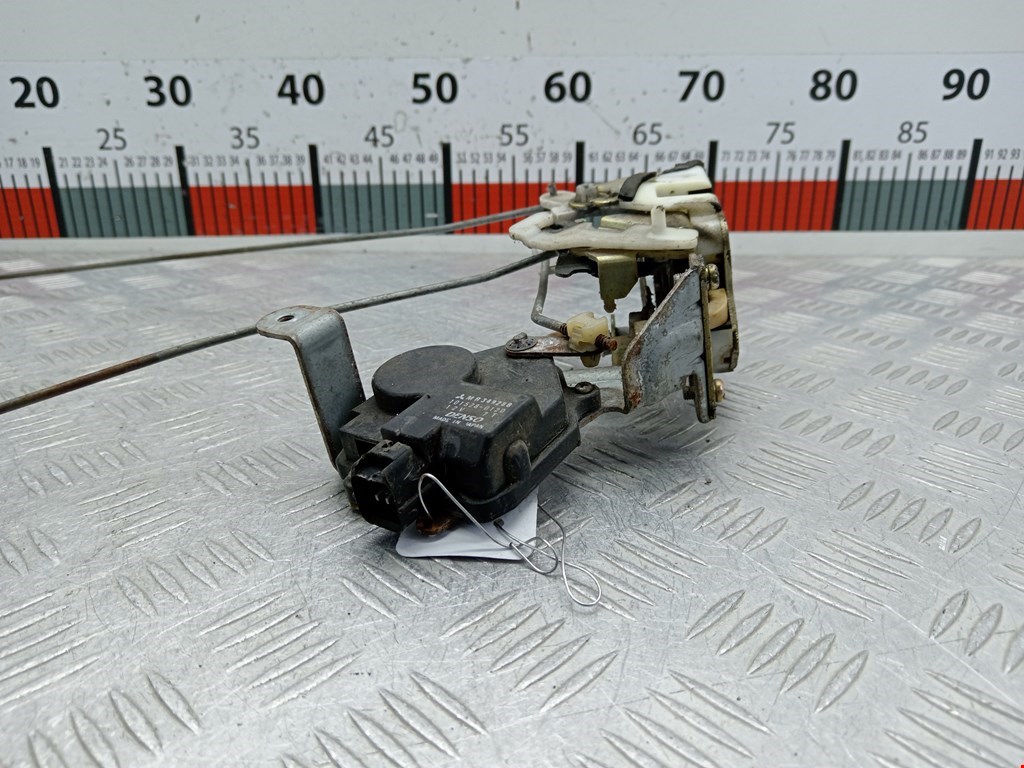 Замок двери задней правой MITSUBISHI Galant VIII 1996-2006