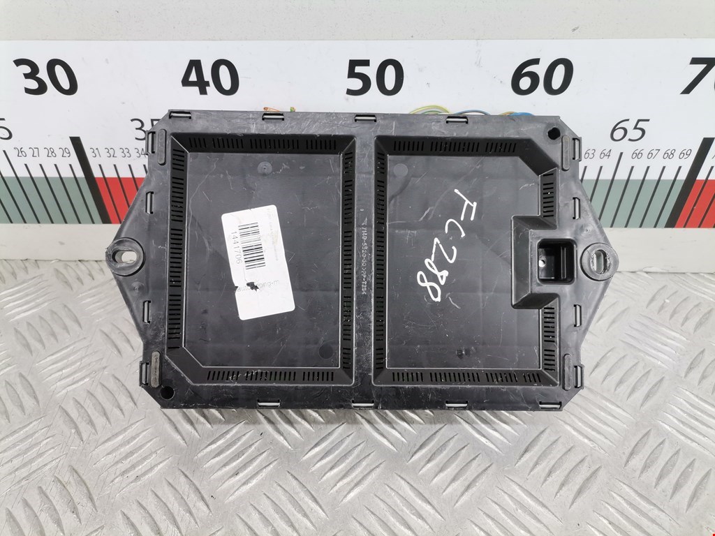 Датчик уровня в бачок омывателя JAGUAR XF X250 2007-2015