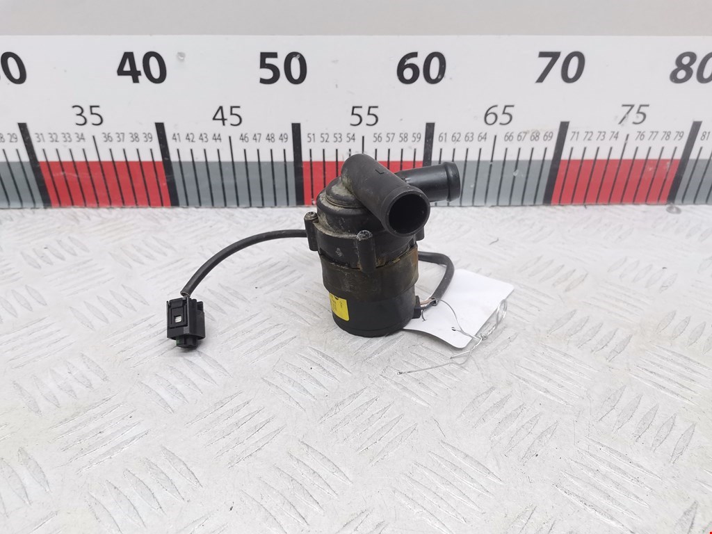 Дополнительная водяная помпа Land Rover Discovery 3 (2004-2009)