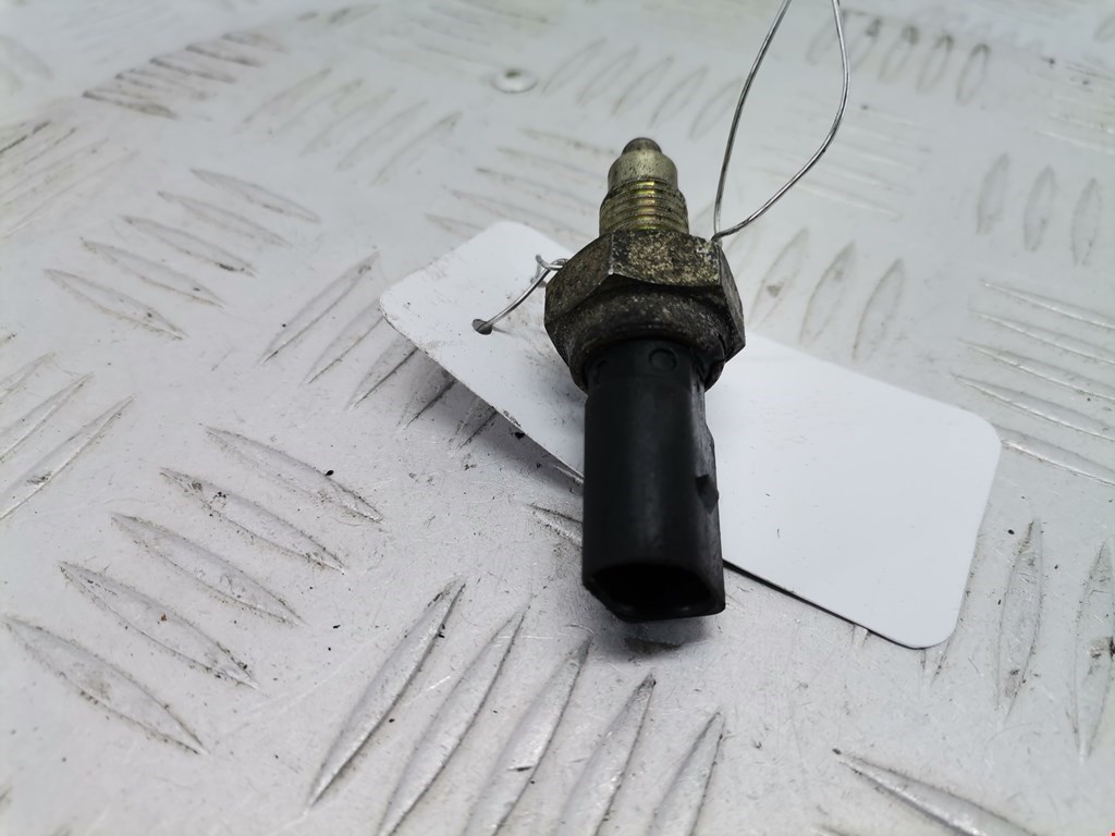 Датчик включения заднего хода AUDI A3 8L 1996-2003