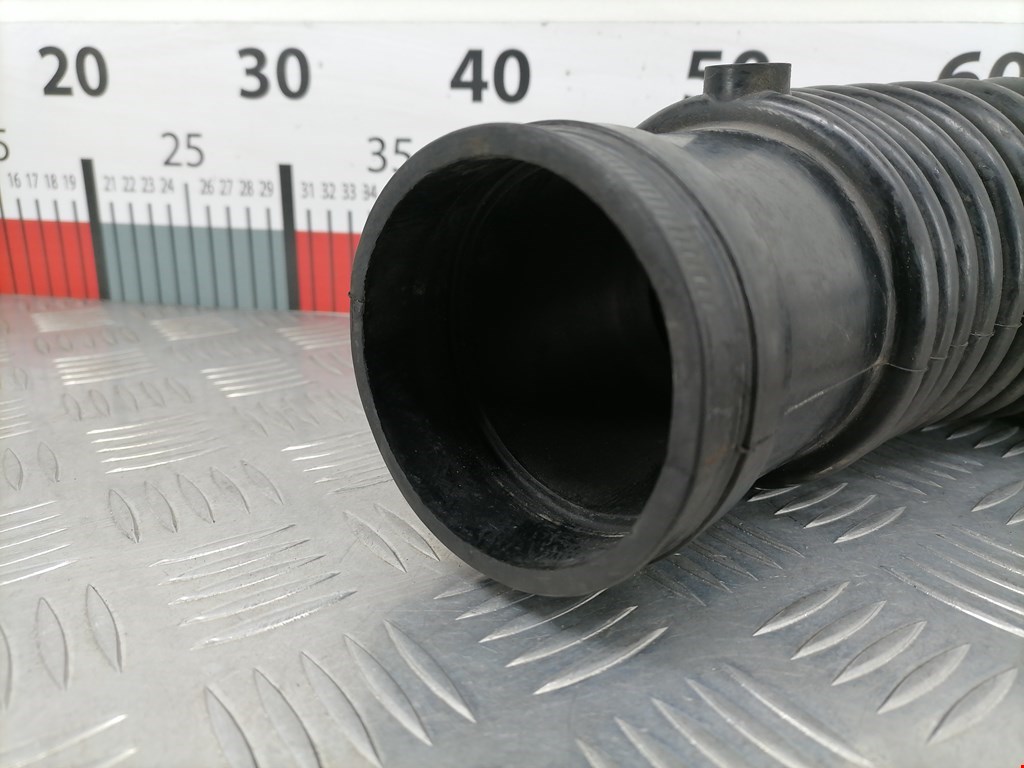 Патрубок воздушного фильтра FORD Mondeo I 1993-1996