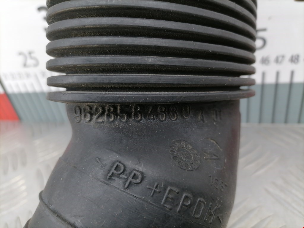 Патрубок воздушного фильтра PEUGEOT 206 1998-2012