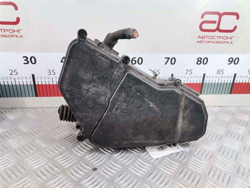 Блок реле VOLKSWAGEN Touareg 2002-2010