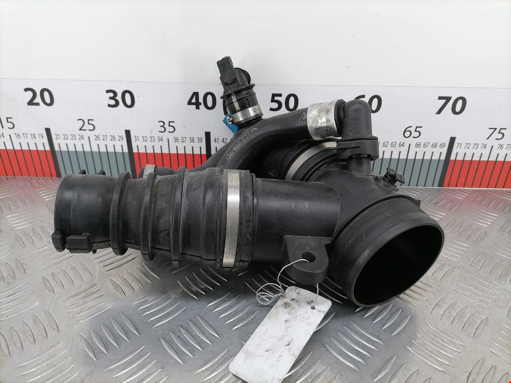 Патрубок воздушного фильтра PEUGEOT 407 2004-2010