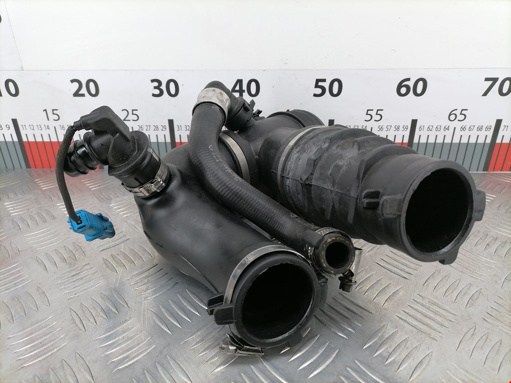 Патрубок воздушного фильтра PEUGEOT 407 2004-2010