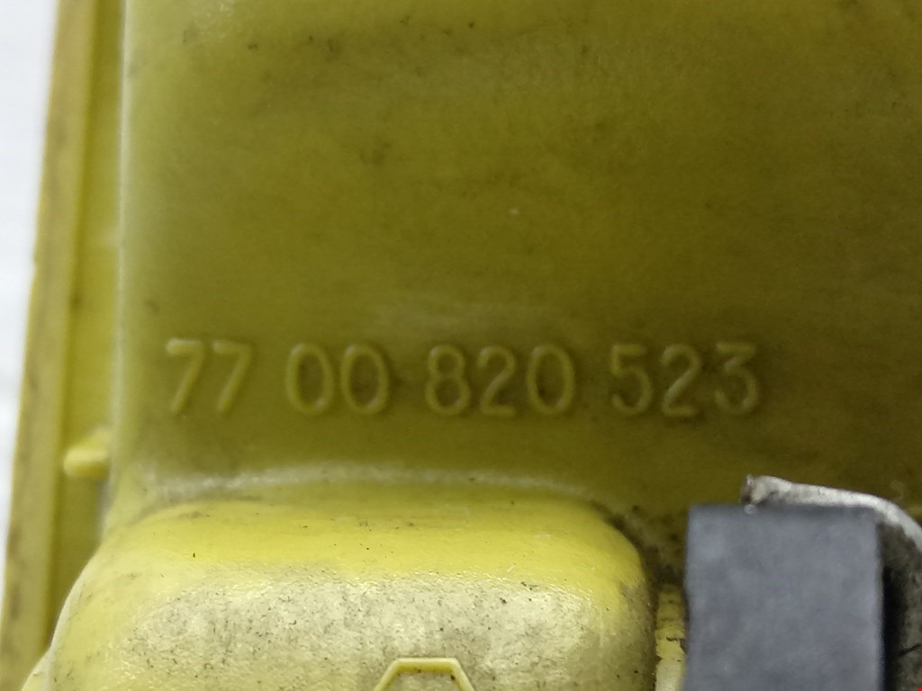 Ручка дверная передняя внутренняя левая RENAULT Kangoo 1997-2008