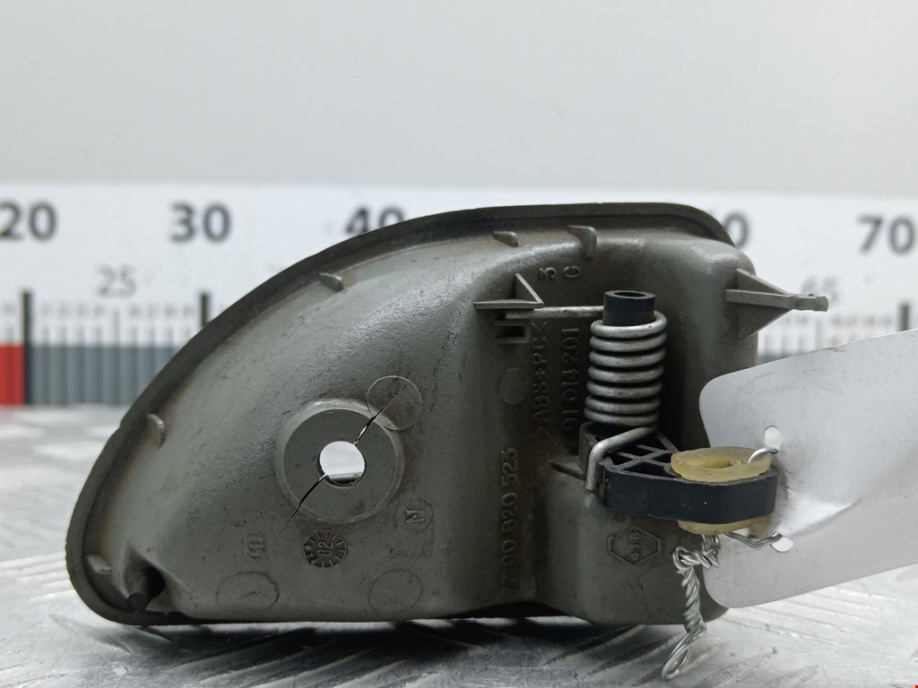 Ручка дверная передняя внутренняя левая RENAULT Kangoo 1997-2008