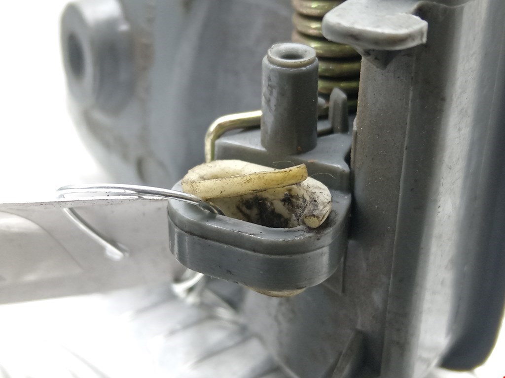 Ручка дверная передняя внутренняя левая RENAULT Kangoo 1997-2008