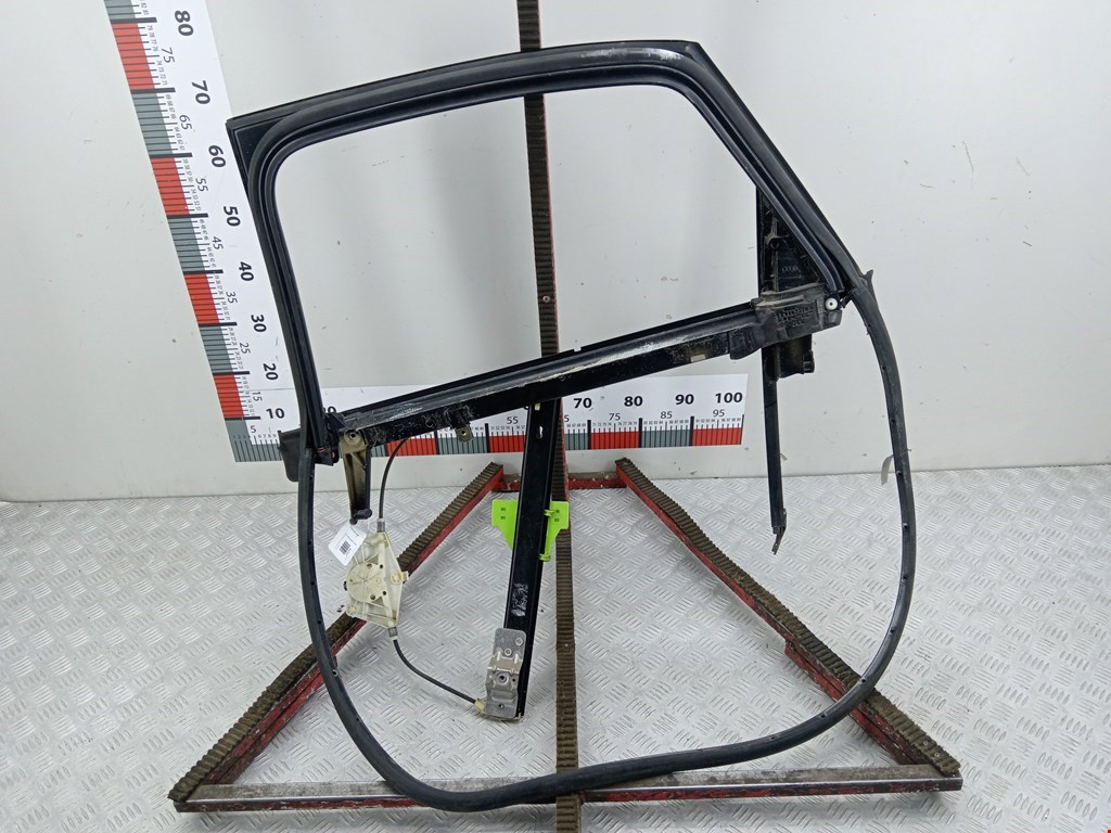 Стеклоподъемник задний правый AUDI A4 B6 2001-2005