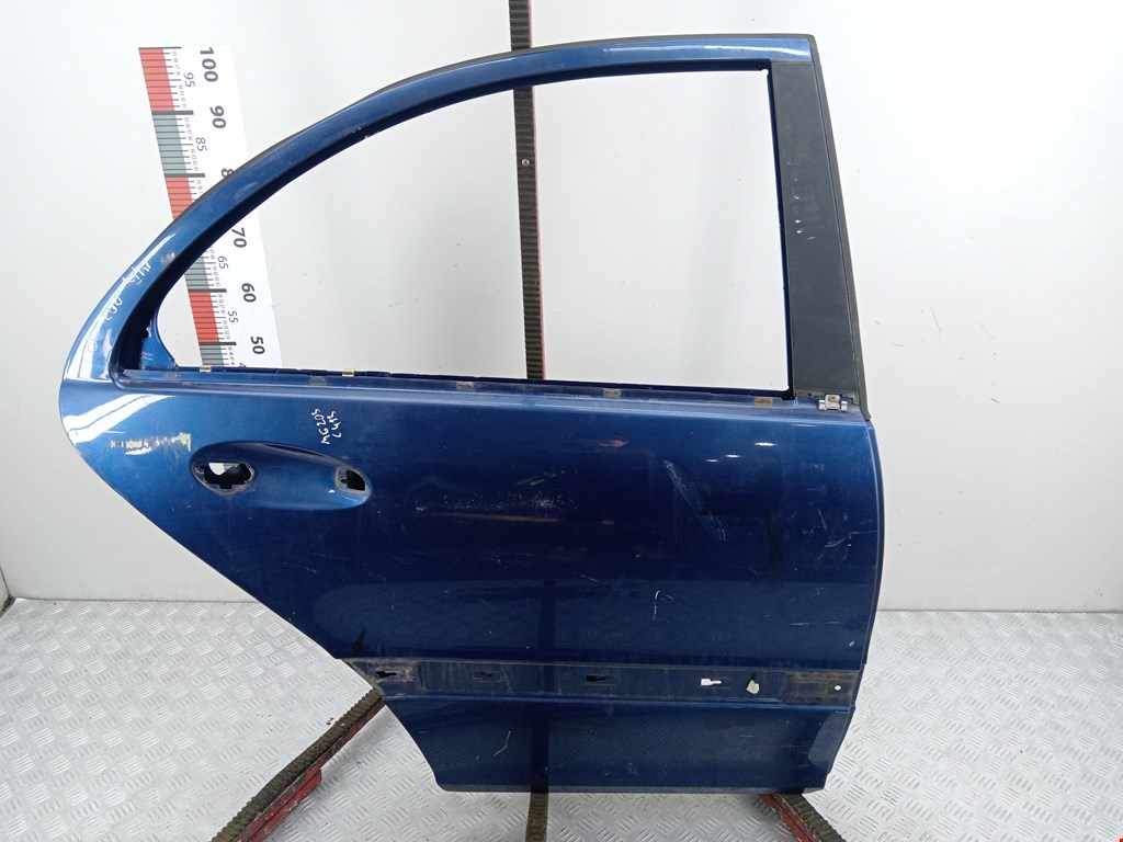 Дверь задняя правая MERCEDES-BENZ C-Class C-klasse W203 2000-2007
