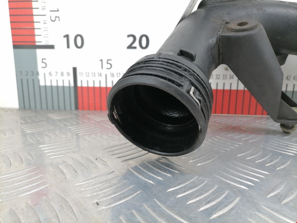 Патрубок интеркулера AUDI A4 B7 2004-2007