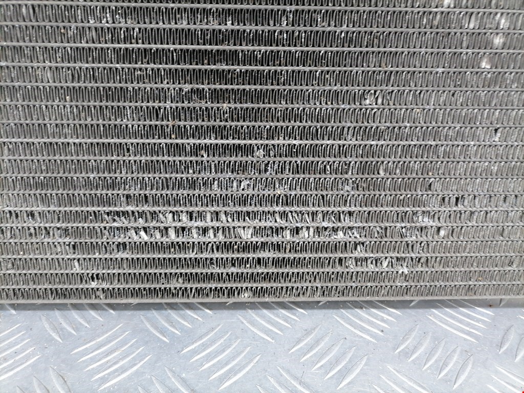 Радиатор кондиционера BMW 1er E81\E87 2004-2011