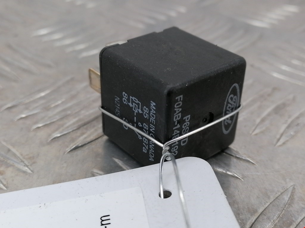 Реле MAZDA Tribute 2000-2007