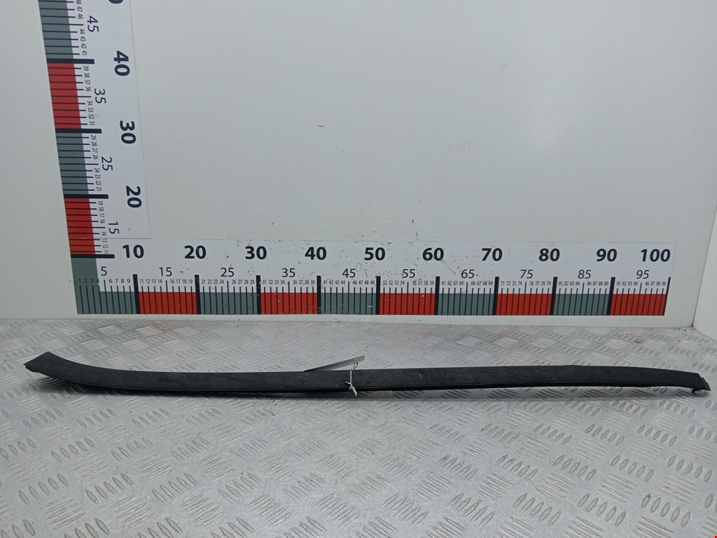 Молдинг лобового стекла OPEL Astra J 2009-2017