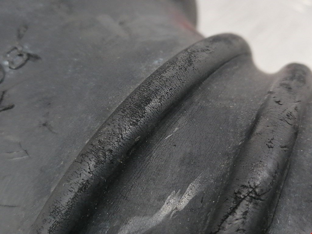 Патрубок воздушного фильтра PEUGEOT 4007 2007-2012