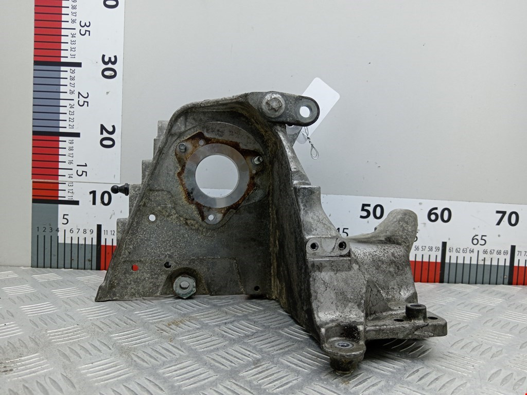 Кронштейн ТНВД OPEL Zafira B 2005-2012