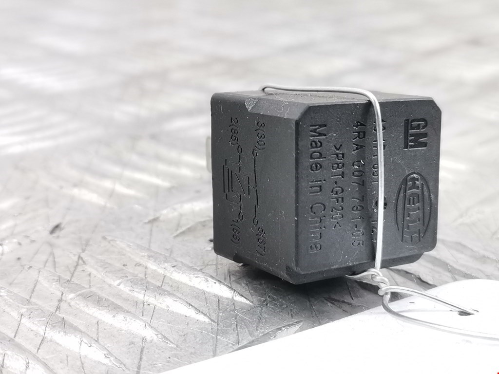 Реле OPEL Corsa D 2006-2014