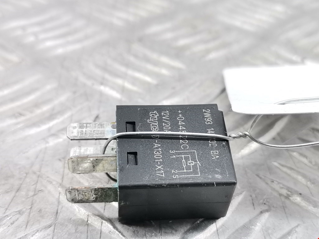 Реле LAND ROVER Range Rover Sport 2005-2013