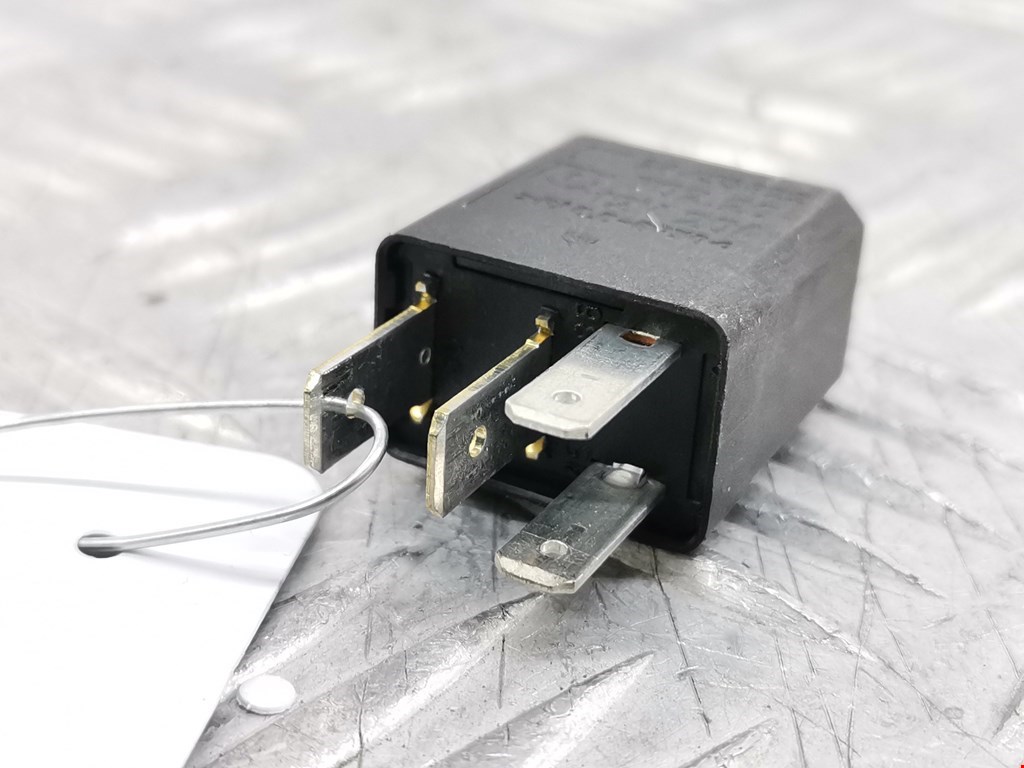 Реле OPEL Corsa D 2006-2014