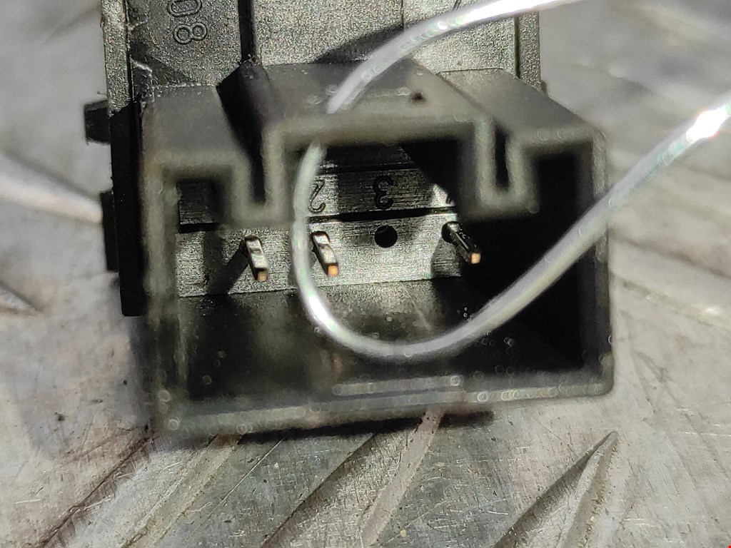 Кнопка стеклоподъемника VOLKSWAGEN Golf V 2003-2009