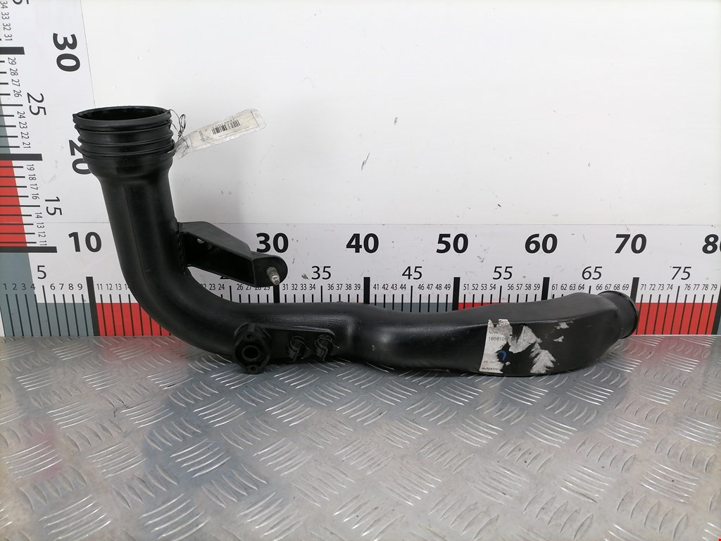 Патрубок интеркулера AUDI A4 B6 2001-2005