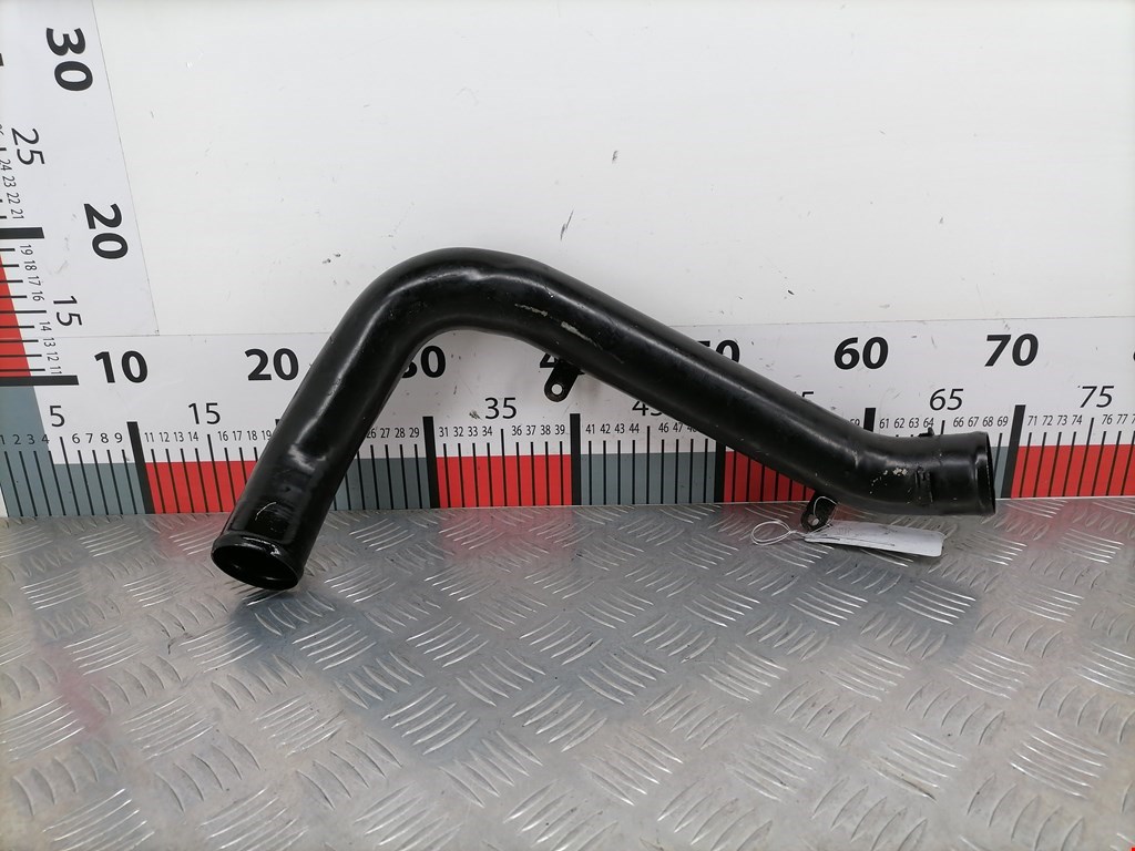 Патрубок интеркулера AUDI A4 B7 2004-2007