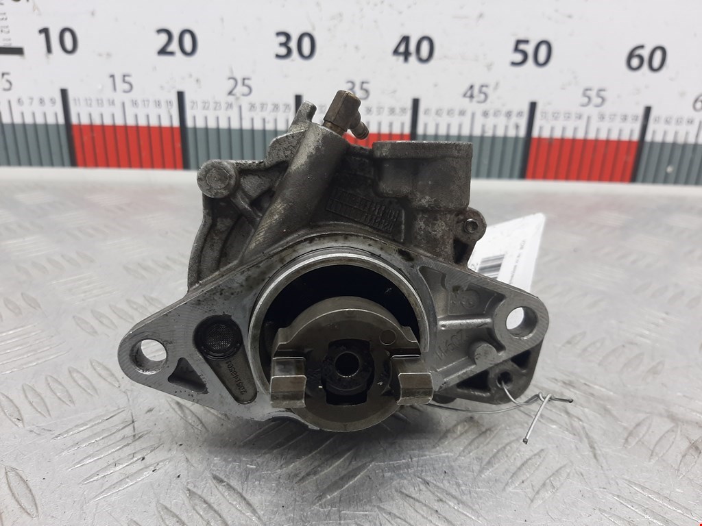 Насос вакуумный Opel Corsa D (2006-2014)