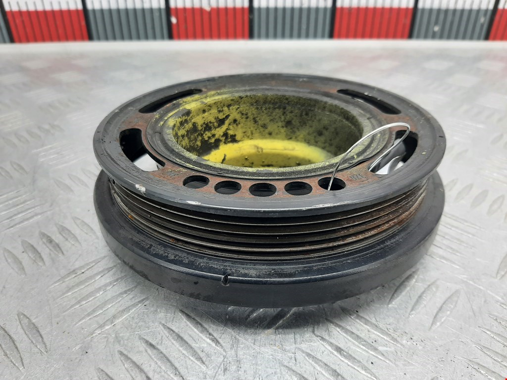 Шестерня коленвала (шкив) OPEL Zafira B 2005-2012