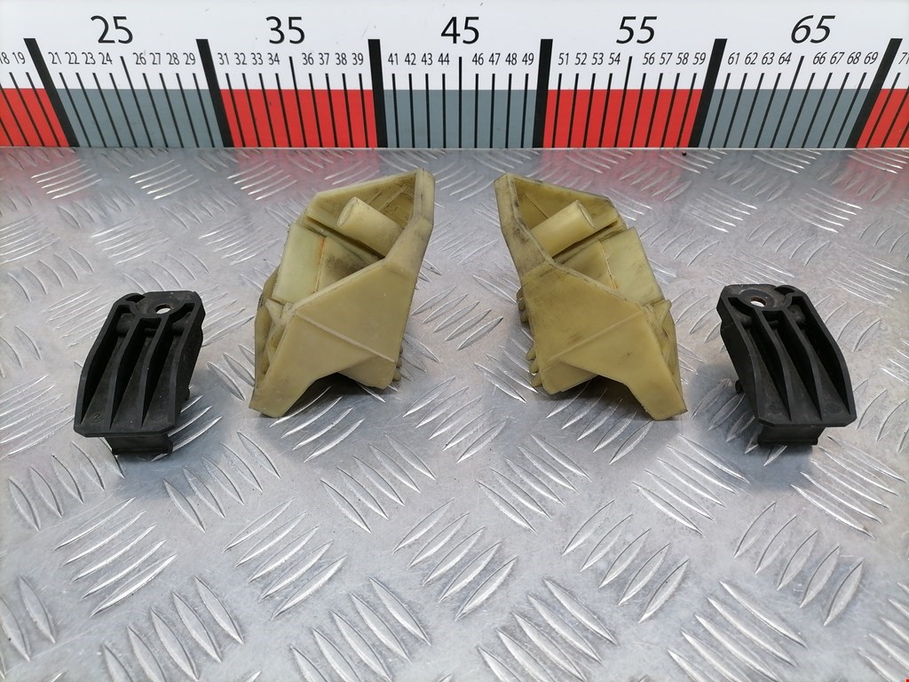 Кронштейн (крепление) радиатора BMW 5er 5 серия E39 1995-2004