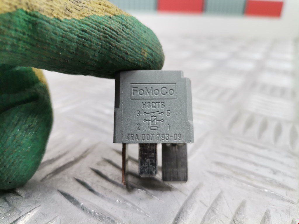 Реле LAND ROVER Freelander II 2006-2014