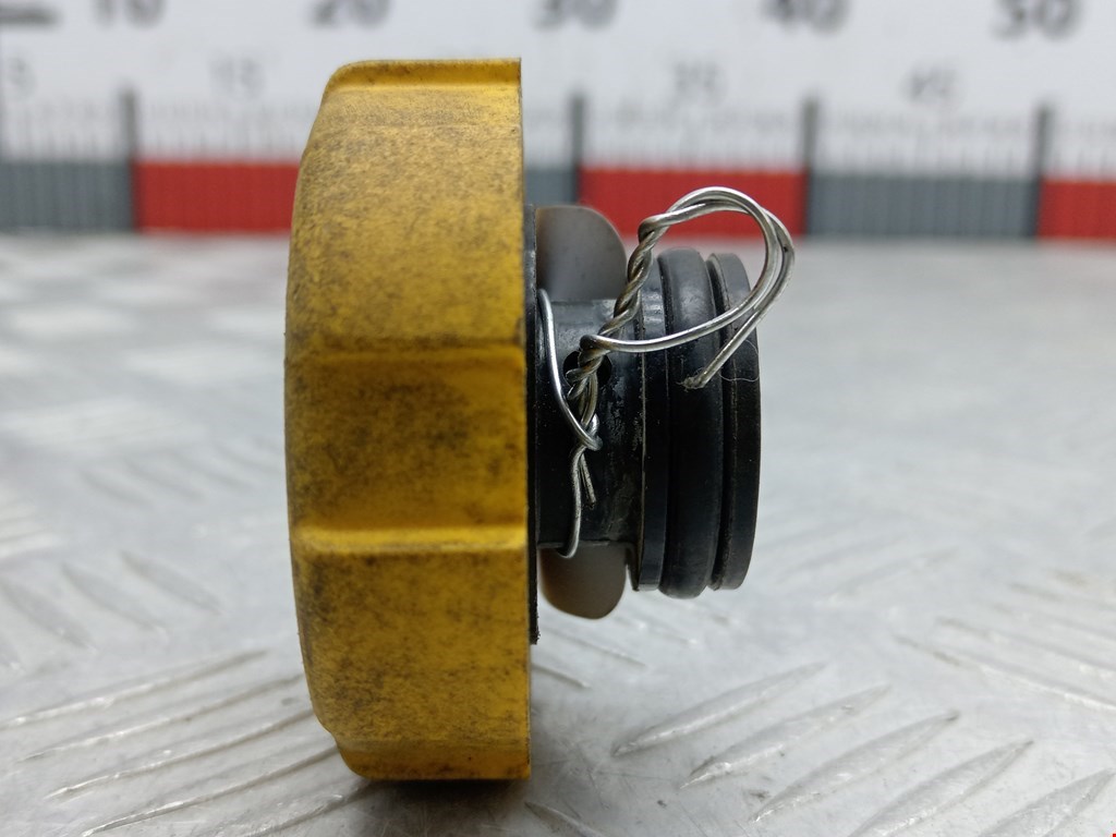 Крышка расширительного бачка OPEL Corsa D 2006-2014