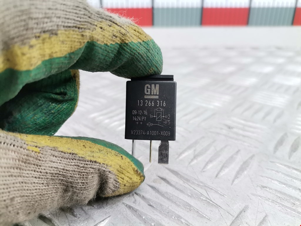 Реле OPEL Corsa D 2006-2014