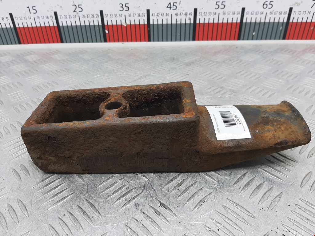 Кронштейн рессоры (стремянка башмак и прочие) Mercedes Atego 1 (1998-2004)