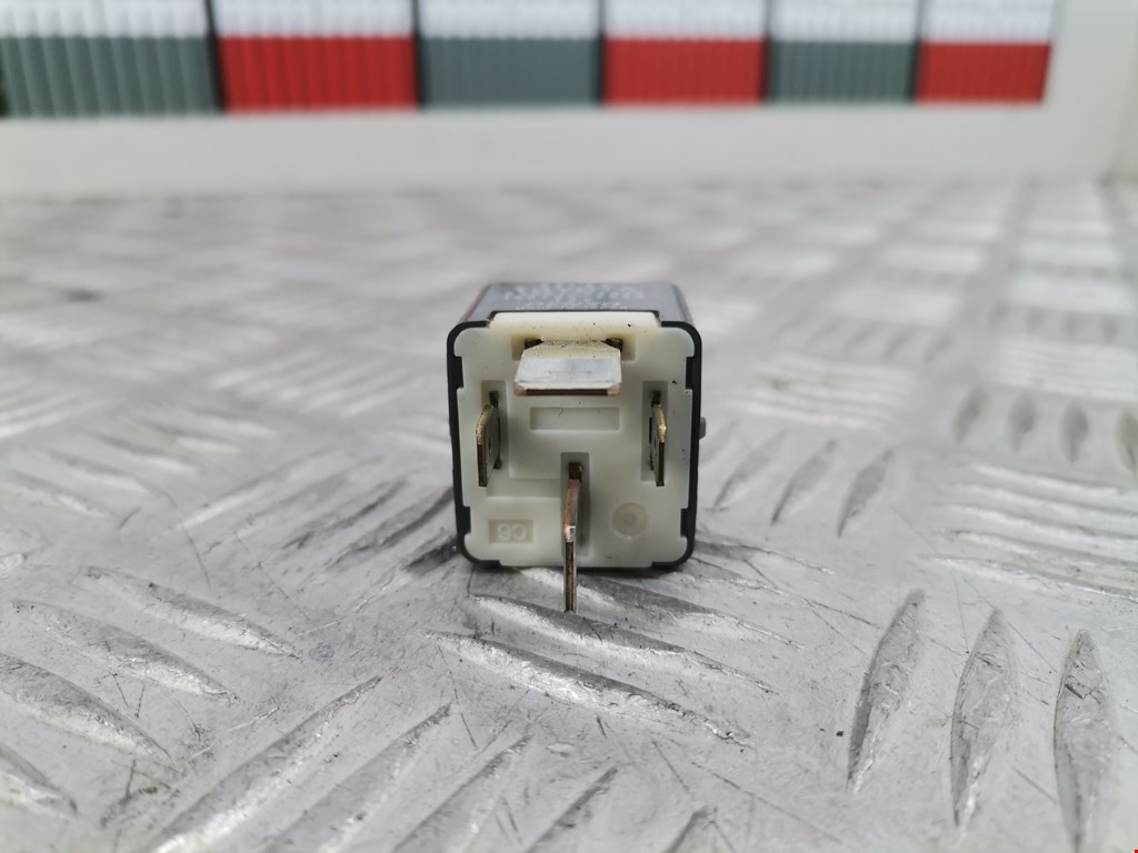 Реле TOYOTA Prius III XW30 2009-2015